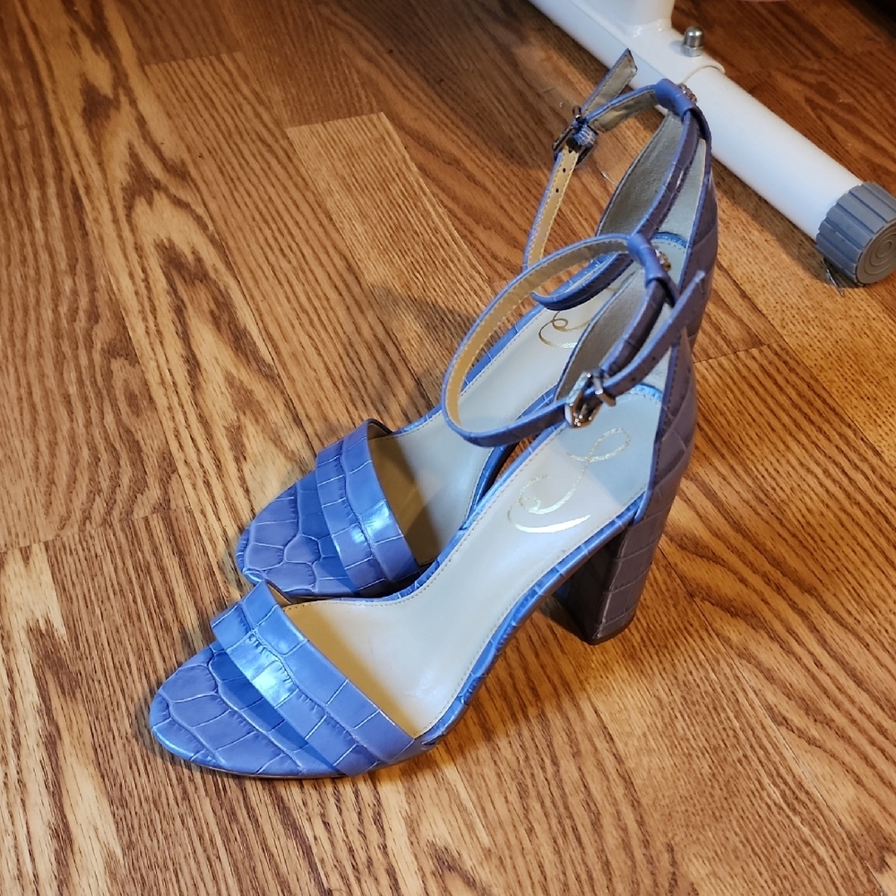 Blue Croc-Embossed Women's Heels